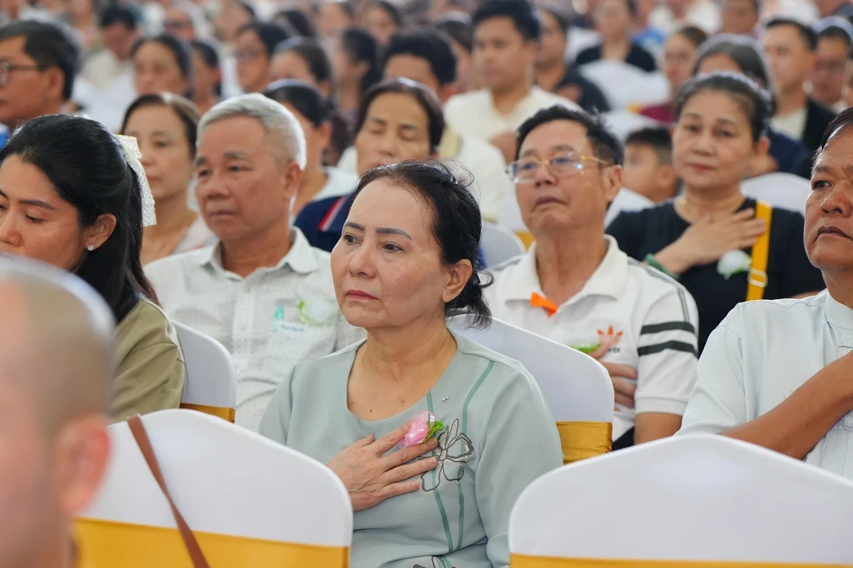 Hoa viên Bình An tổ chức Vu lan lan tỏa tinh thần tri ân, hiếu đạo Hoa viên Bình An tổ chức Vu lan lan tỏa tinh thần tri ân, hiếu đạo