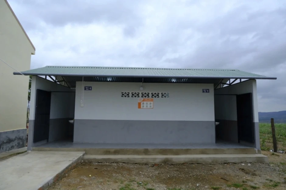 Hơn 1.000 học sinh Gia Lai có nhà vệ sinh mới Hơn 1.000 học sinh Gia Lai có nhà vệ sinh mới