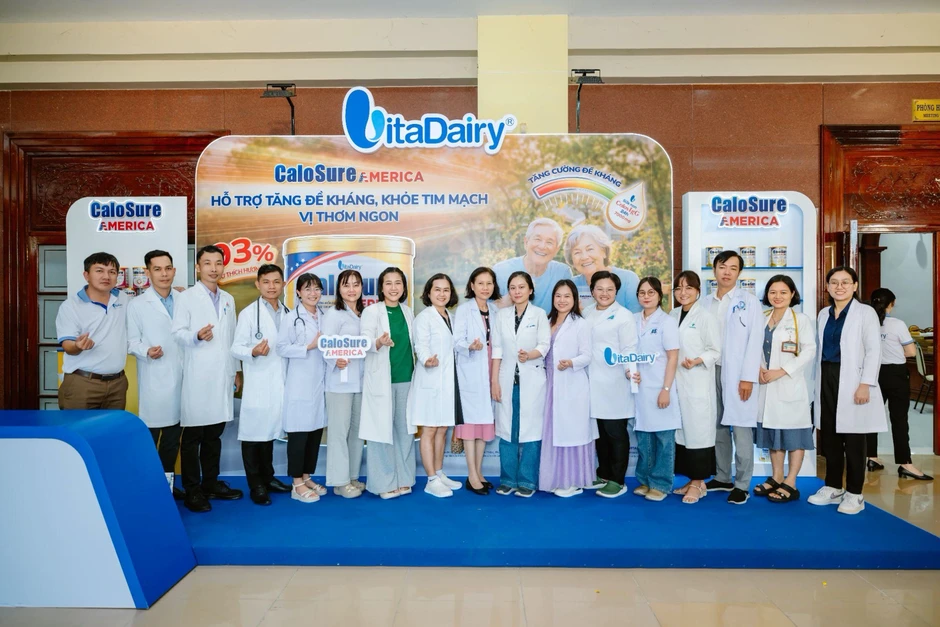 Hơn 1.400 người tham gia sự kiện “Người cao tuổi và Kỷ nguyên vươn mình” Hơn 1.400 người tham gia sự kiện “Người cao tuổi và Kỷ nguyên vươn mình”