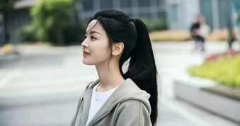 'Hơn 30 tuổi, chưa chồng, tôi chỉ có 100 triệu gửi tiết kiệm, liệu có quá kém cỏi?'