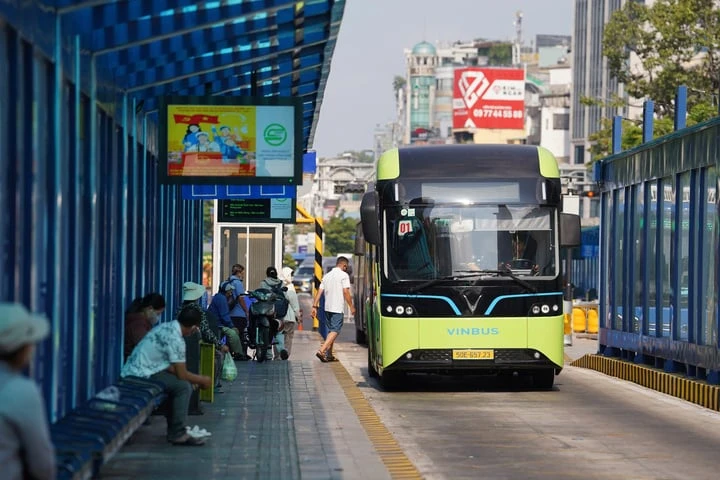 Hơn 8,5 triệu lượt khách đi xe buýt trong tháng đầu tiên TP.HCM miễn vé Hơn 8,5 triệu lượt khách đi xe buýt trong tháng đầu tiên TP.HCM miễn vé