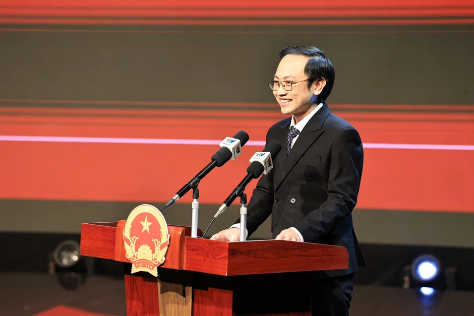 Hôn nhân của MC xinh đẹp và “quý ông quyền lực nhất VTV”: Nhất quyết giữ kín 1 điều Hôn nhân của MC xinh đẹp và “quý ông quyền lực nhất VTV”: Nhất quyết giữ kín 1 điều