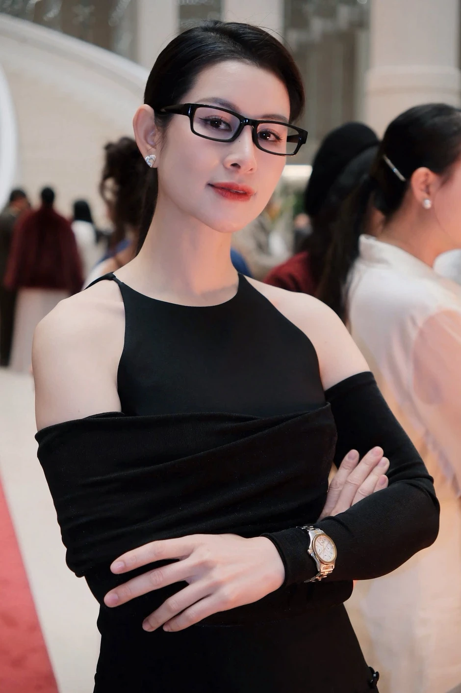 Ít ai biết Đại úy Công an này là thủ khoa trường nghệ thuật danh tiếng, tên được đặt theo ni cô của Biệt Động Sài Gòn Ít ai biết Đại úy Công an này là thủ khoa trường nghệ thuật danh tiếng, tên được đặt theo ni cô của Biệt Động Sài Gòn