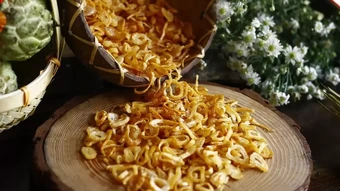 Kỹ thuật phi hành vàng giòn, để cả tháng không ỉu - Báo TinVina Cooking