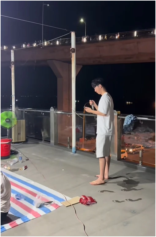Khách Hàn gặp nạn được cả gia đình Việt Nam giúp đỡ, khi chị gái "ân nhân" sang Hàn và muốn gặp mặt: Cái kết ra sao? Khách Hàn gặp nạn được cả gia đình Việt Nam giúp đỡ, khi chị gái "ân nhân" sang Hàn và muốn gặp mặt: Cái kết ra sao?