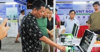 Khai mạc Hội chợ triển lãm sản phẩm tiết kiệm năng lượng và chuyển đổi xanh năm 2026