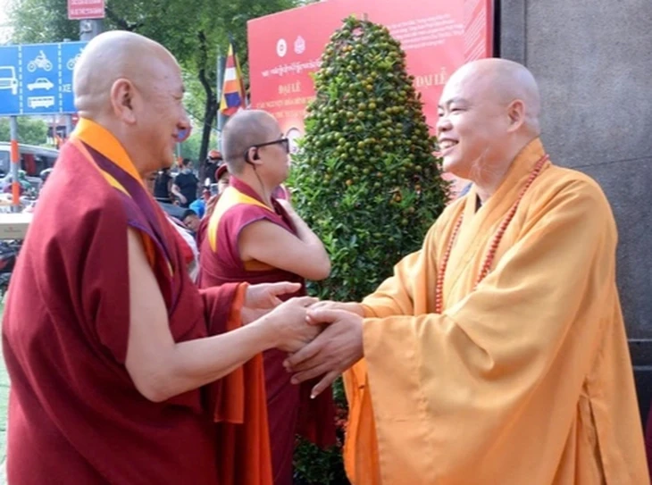 Khai mạc pháp hội cầu nguyện hòa bình thế giới tại chùa Vĩnh Nghiêm Khai mạc pháp hội cầu nguyện hòa bình thế giới tại chùa Vĩnh Nghiêm