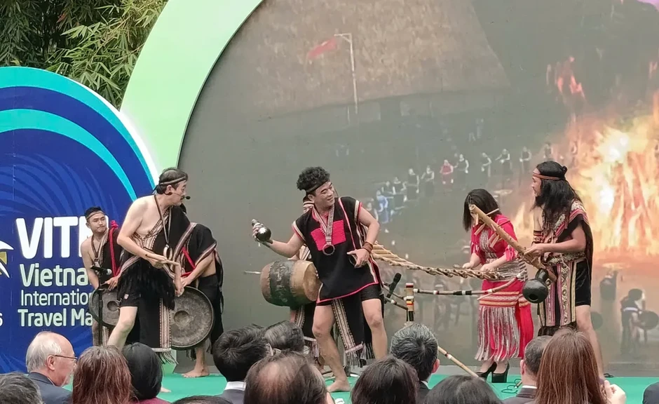 Khai mạc VITM 2026: Chuyển đổi số và AI là "đòn bẩy" cho du lịch bền vững Khai mạc VITM 2026: Chuyển đổi số và AI là "đòn bẩy" cho du lịch bền vững