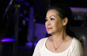 Khánh Ly nói thẳng lý do được Trịnh Công Sơn thương: "Tôi là người tuyệt đối vâng lời, bảo hát là hát" Khánh Ly nói thẳng lý do được Trịnh Công Sơn thương: "Tôi là người tuyệt đối vâng lời, bảo hát là hát"