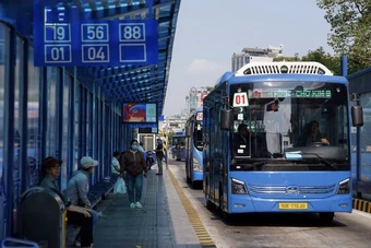 Khi nào TP.HCM triển khai miễn phí xe buýt cho người dân?