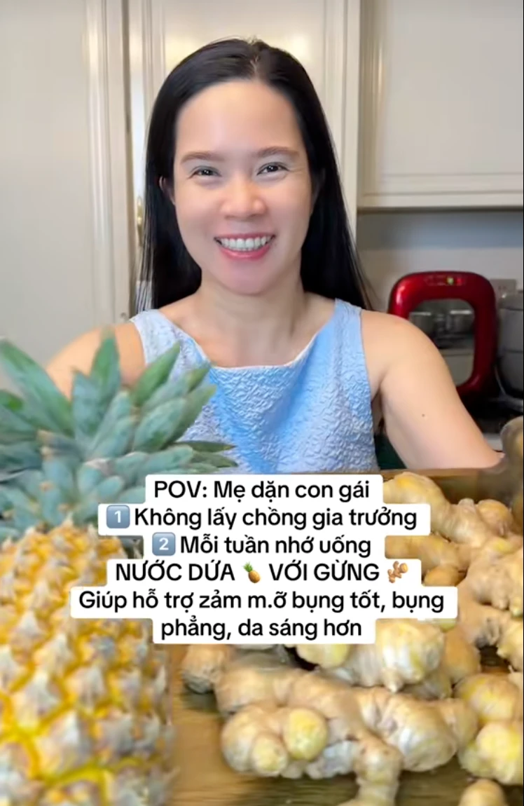 Không cần mỹ phẩm đắt tiền, mẹ U60 chỉ con gái uống loại nước này mỗi tuần: Giảm mỡ bụng, da sáng mịn thấy rõ Không cần mỹ phẩm đắt tiền, mẹ U60 chỉ con gái uống loại nước này mỗi tuần: Giảm mỡ bụng, da sáng mịn thấy rõ