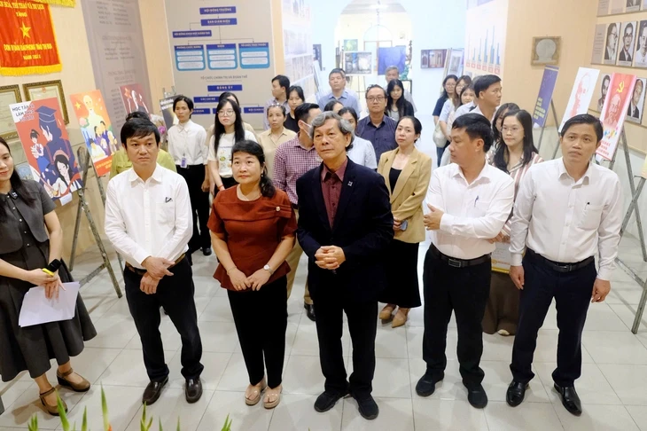 Không gian văn hóa Hồ Chí Minh tại ngôi trường 113 năm tuổi Không gian văn hóa Hồ Chí Minh tại ngôi trường 113 năm tuổi