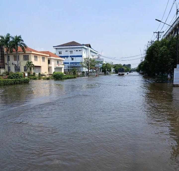 Khu công nghiệp ở Tây Ninh 'cầu cứu' vì bị ngập gần 1 tuần Khu công nghiệp ở Tây Ninh 'cầu cứu' vì bị ngập gần 1 tuần