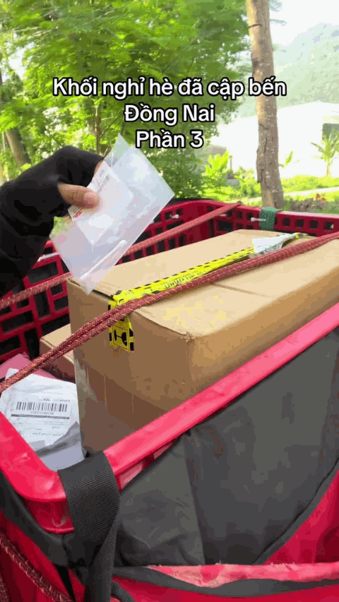 Kiếp nạn của các shipper Việt Nam: Những đơn hàng hài hước bất ngờ trong năm 2026