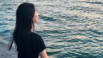 Kiệt quệ tài chính, trầm cảm nặng hơn vì 'chữa lành'