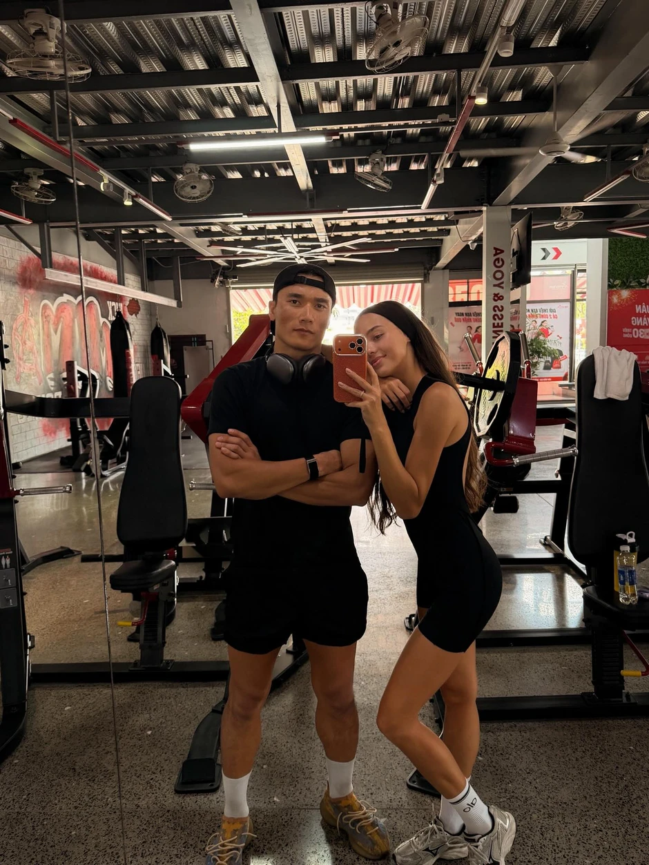 Kiểu hẹn hò tốn mồ hôi của dàn cầu thủ nổi tiếng và vợ: Thành quả xứng đáng! Kiểu hẹn hò tốn mồ hôi của dàn cầu thủ nổi tiếng và vợ: Thành quả xứng đáng!
