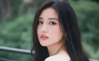 Kỷ niệm cay đắng thời đi học từng khiến Mai Phương Thuý than thở: "Ngày đó lầm lỗi gì mà phải làm cái giấy này?"