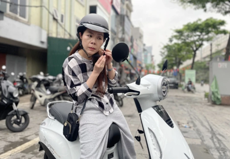 Làn sóng chuyển sang xe máy điện ở Hà Nội Làn sóng chuyển sang xe máy điện ở Hà Nội