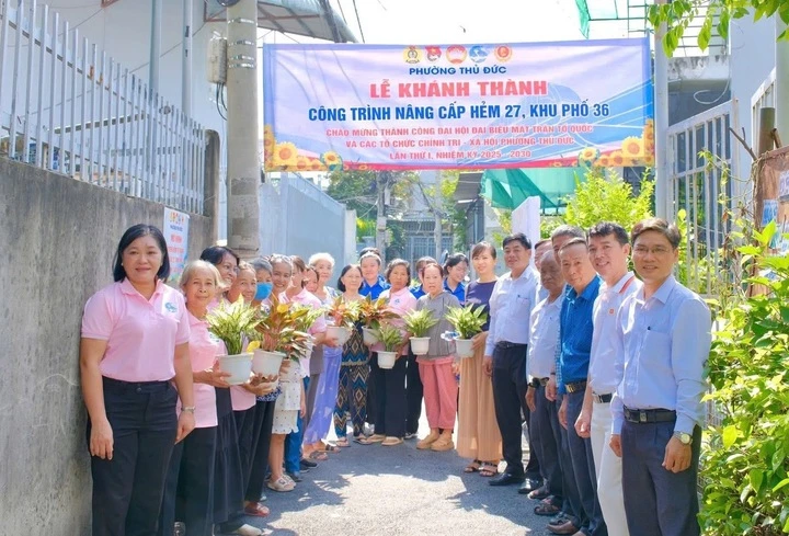 Lãnh đạo 'phường hạnh phúc' ở TP.HCM: 'Chúng tôi không tạo thêm một phong trào hay một danh hiệu' Lãnh đạo 'phường hạnh phúc' ở TP.HCM: 'Chúng tôi không tạo thêm một phong trào hay một danh hiệu'