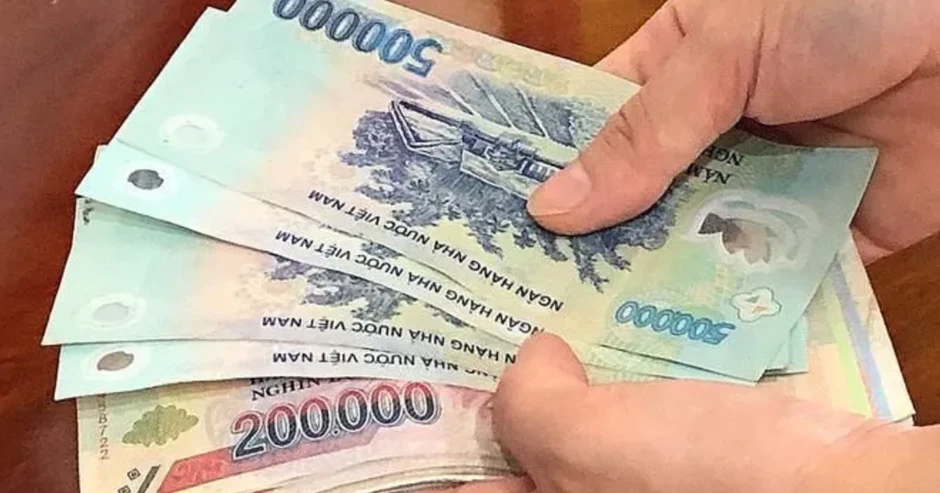 Lao động nam đóng BHXH đủ 15 năm, đến tuổi nghỉ hưu sẽ được nhận bao nhiêu tiền mỗi tháng?