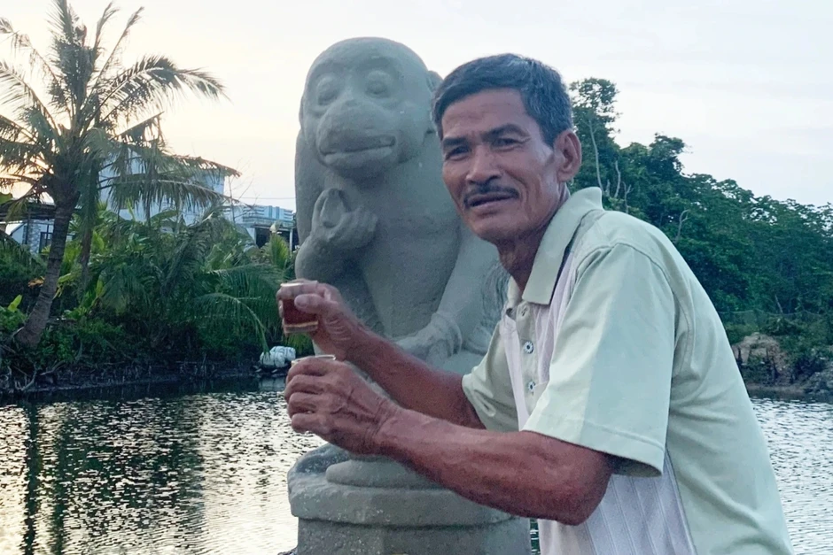 Lão nông nộp cổ vật được thưởng: Tượng rơi xuống biển khoảng 100 năm trước Lão nông nộp cổ vật được thưởng: Tượng rơi xuống biển khoảng 100 năm trước