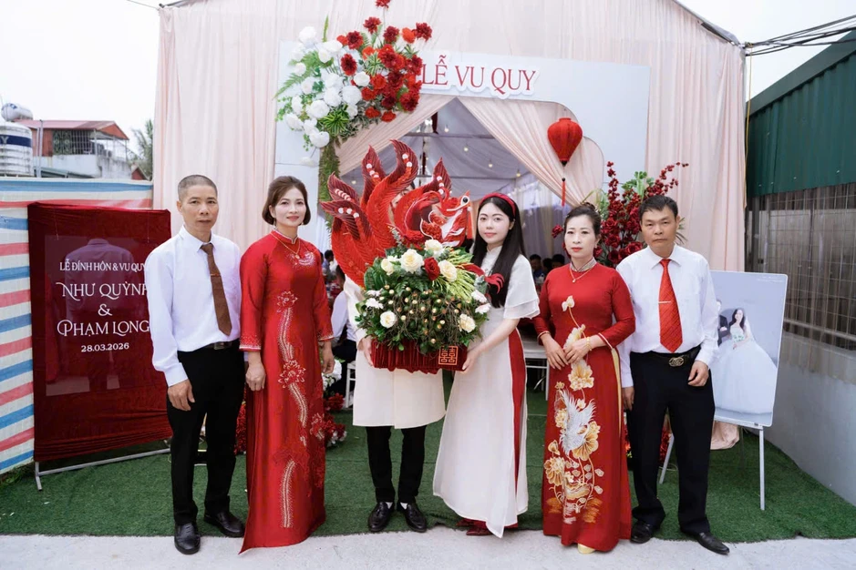 Lễ ăn hỏi không cô dâu và chú rể ở Quảng Ninh, sự thật bất ngờ phía sau Lễ ăn hỏi không cô dâu và chú rể ở Quảng Ninh, sự thật bất ngờ phía sau