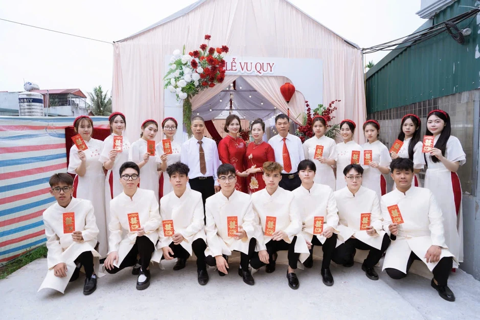 Lễ ăn hỏi không cô dâu và chú rể ở Quảng Ninh, sự thật bất ngờ phía sau Lễ ăn hỏi không cô dâu và chú rể ở Quảng Ninh, sự thật bất ngờ phía sau