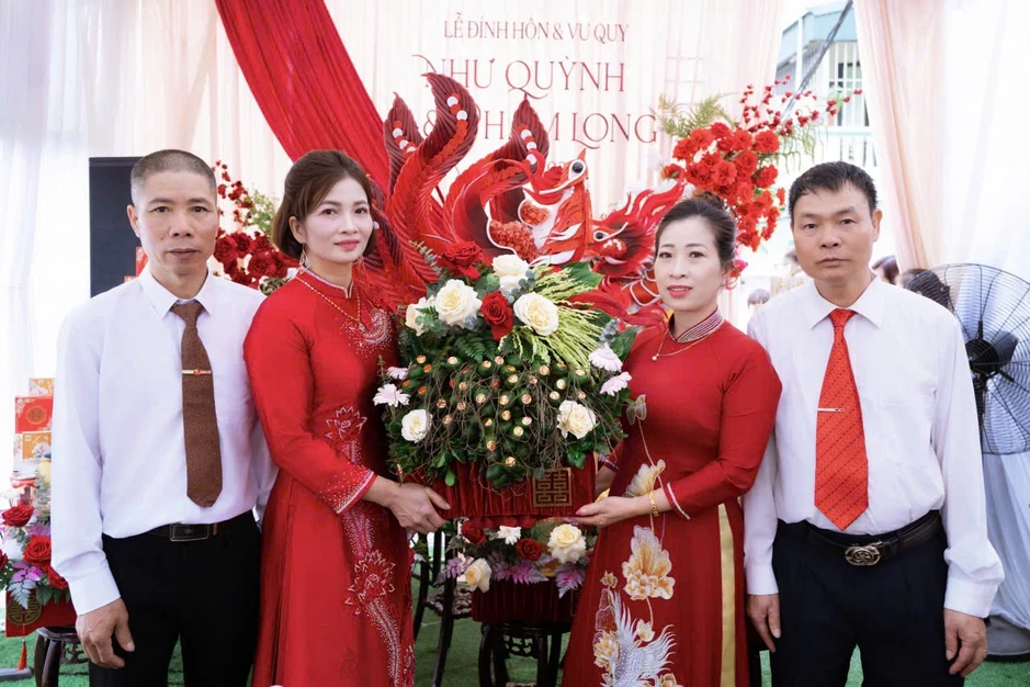 Lễ ăn hỏi không cô dâu và chú rể ở Quảng Ninh, sự thật bất ngờ phía sau Lễ ăn hỏi không cô dâu và chú rể ở Quảng Ninh, sự thật bất ngờ phía sau