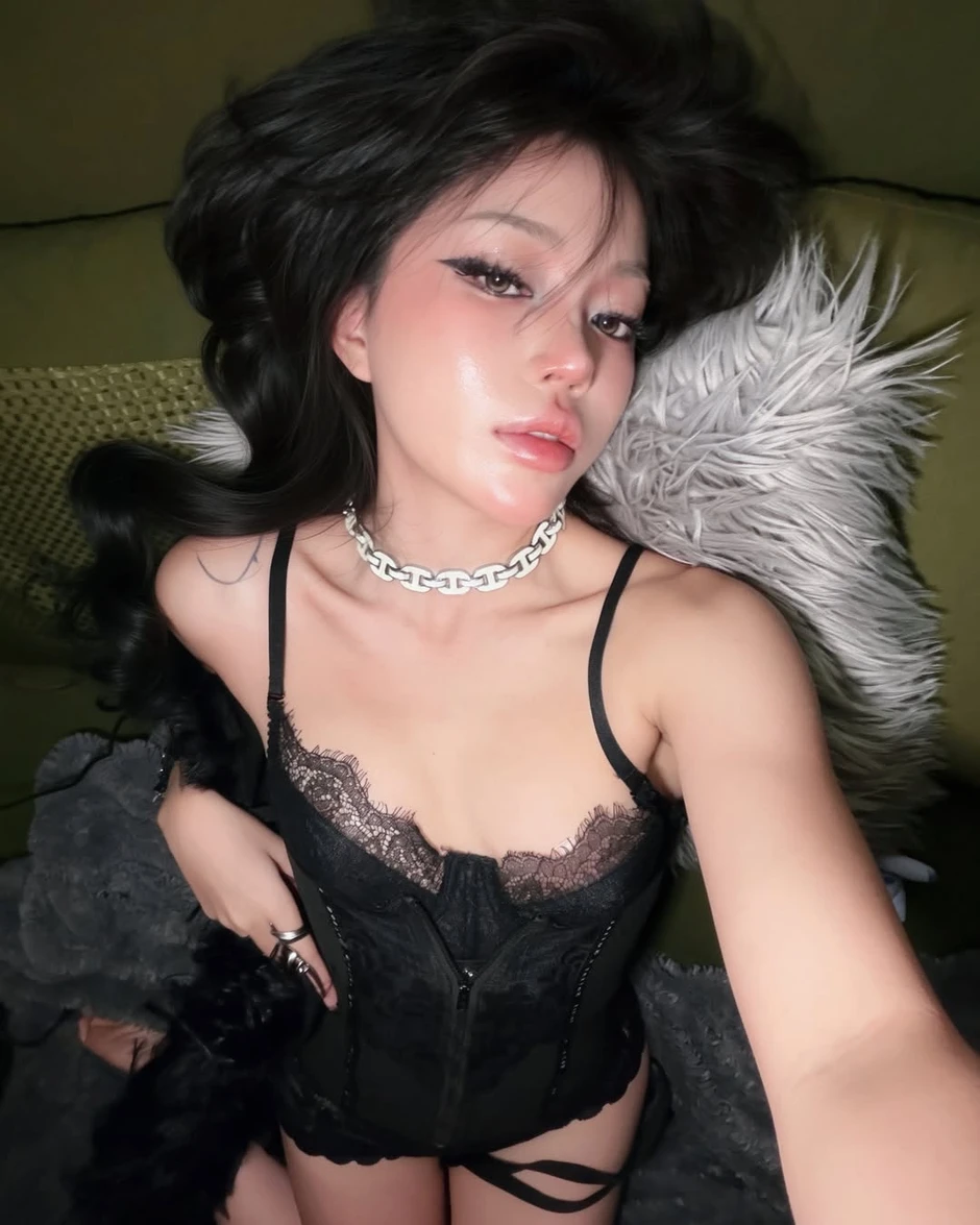 Linh Ngọc Đàm Tung bộ ảnh "nóng hổi" khoe trọn vóc dáng cùng phong cách thiết kế ngày càng cao tay Linh Ngọc Đàm Tung bộ ảnh "nóng hổi" khoe trọn vóc dáng cùng phong cách thiết kế ngày càng cao tay
