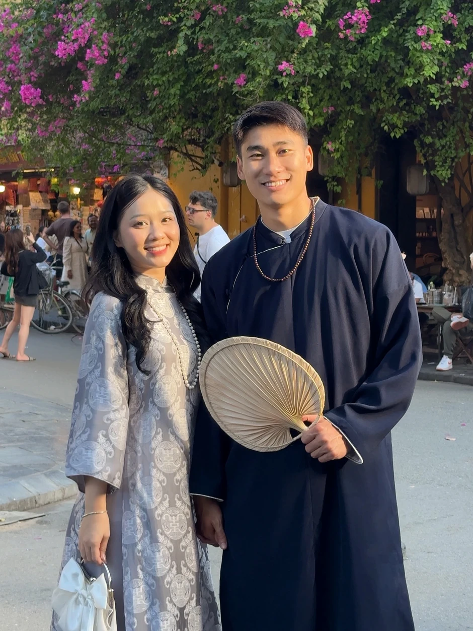 Lộ mặt thật của hội nàng thơ Việt đang yêu các nam thần: Có người gây sốc, có người kín mít vẫn được khen Lộ mặt thật của hội nàng thơ Việt đang yêu các nam thần: Có người gây sốc, có người kín mít vẫn được khen