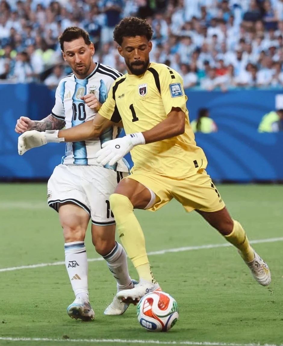 Loài sên biển mang tên thủ môn Cape Verde sau kỳ tích tại World Cup 2026 Loài sên biển mang tên thủ môn Cape Verde sau kỳ tích tại World Cup 2026