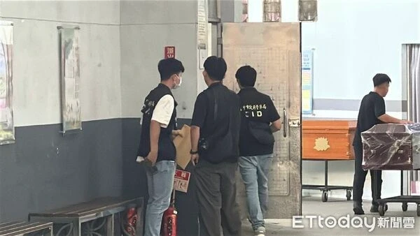 Lời khai của gã đàn ông giấu thi thể bạn gái người Thái Lan trong tủ đông Lời khai của gã đàn ông giấu thi thể bạn gái người Thái Lan trong tủ đông