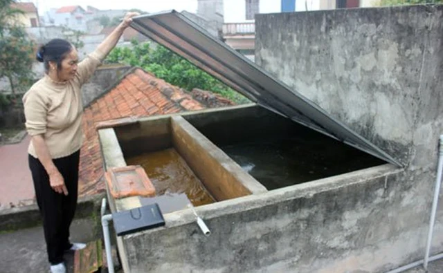 Lời khuyên cho các gia đình hứng nước mưa để uống và nấu ăn