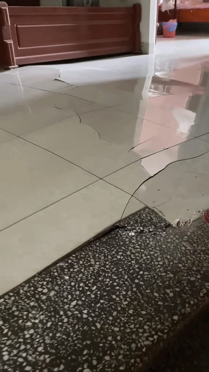 Lời khuyên cho gia đình có gạch lát nền bị phồng rộp, nứt vỡ
