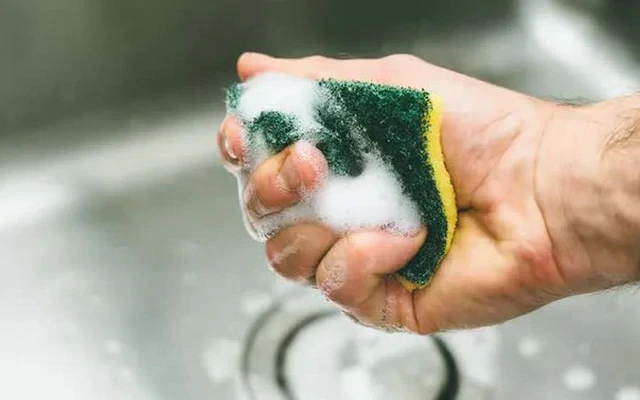 Lời khuyên cho những gia đình rửa bát bằng miếng bọt biển Lời khuyên cho những gia đình rửa bát bằng miếng bọt biển