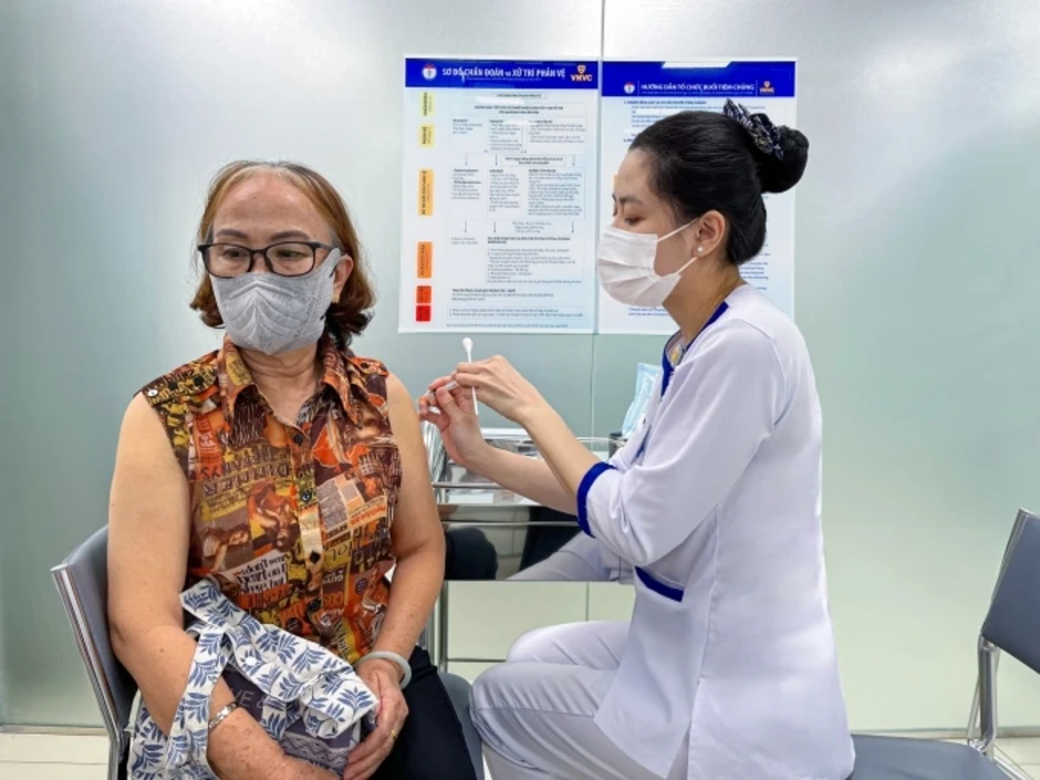 Lối sống kỷ luật giúp sống khỏe sau 18 năm ung thư - Báo TinVina Lối sống kỷ luật giúp sống khỏe sau 18 năm ung thư - Báo TinVina