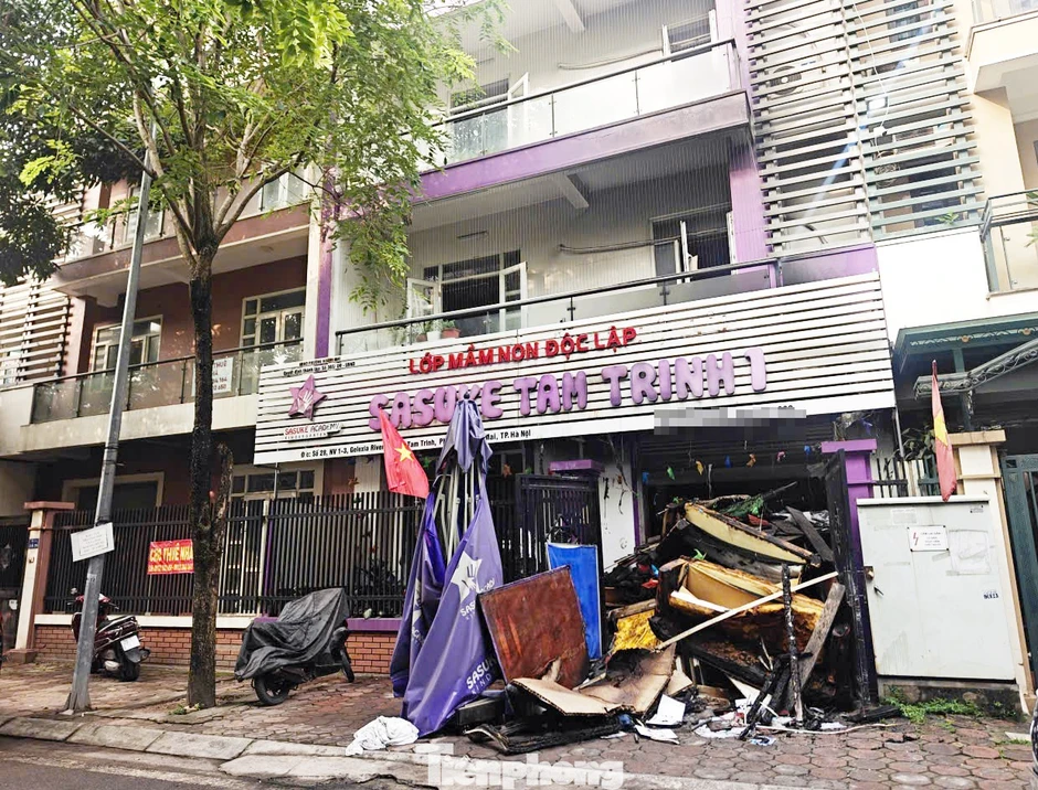 Lớp mầm non độc lập ở Hà Nội bốc cháy ngùn ngụt lúc rạng sáng Lớp mầm non độc lập ở Hà Nội bốc cháy ngùn ngụt lúc rạng sáng