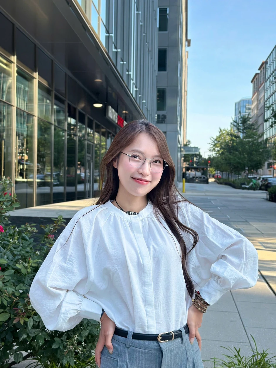 Lựa chọn nhiều bất ngờ của Khánh Vy Lựa chọn nhiều bất ngờ của Khánh Vy