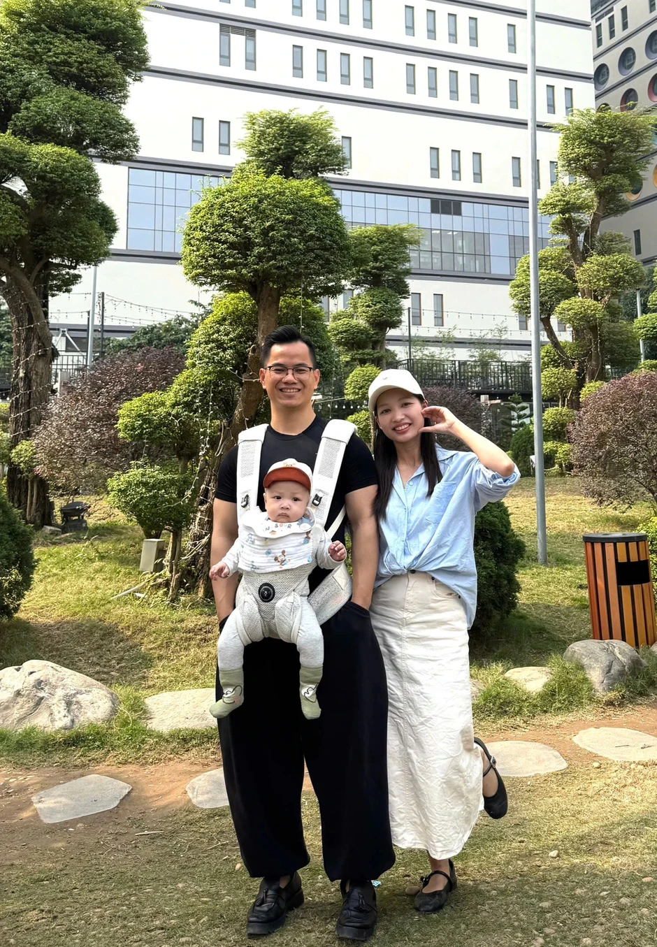 Lương 35 triệu lo cho 4 người ở Hà Nội, cặp đôi vẫn tích 1 chỉ vàng/tháng