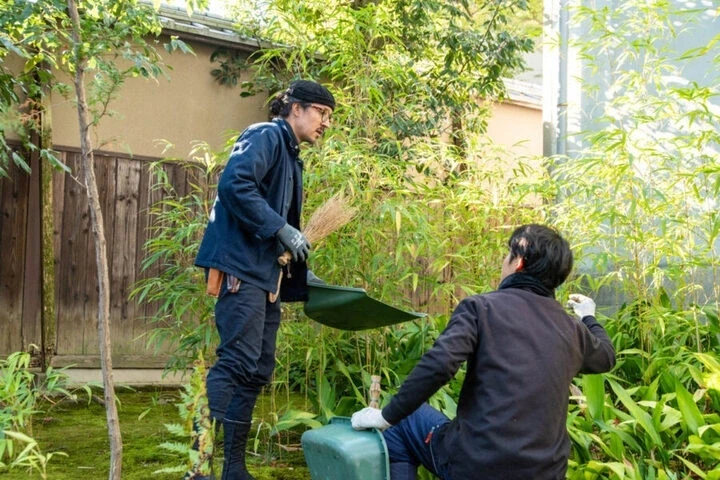 Lý do một số người Nhật Bản chặt cây sau khi bị người khác xin quả Lý do một số người Nhật Bản chặt cây sau khi bị người khác xin quả