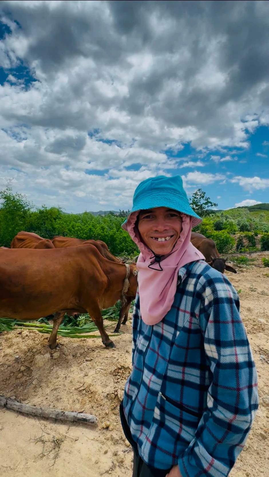 Lý do “người chăn bò giàu nhất Việt Nam” có nhà hơn 1 tỷ nhưng không ở, lại đi ở trọ Lý do “người chăn bò giàu nhất Việt Nam” có nhà hơn 1 tỷ nhưng không ở, lại đi ở trọ