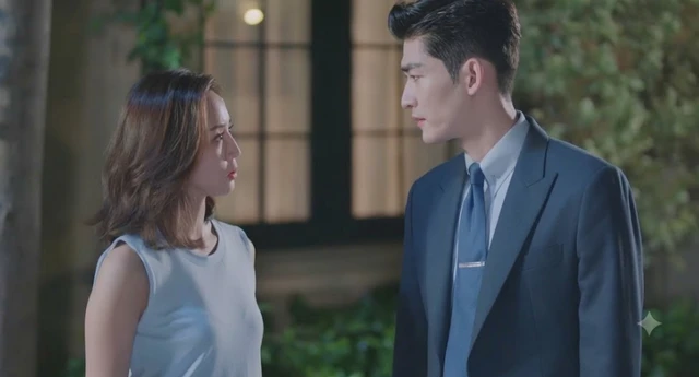 Ly hôn 2 năm, tôi gặp lại vợ cũ mà không nhận ra: Từ người đàn bà luộm thuộm thành mỹ nhân sang chảnh, tôi nghĩ tới một bí mật Ly hôn 2 năm, tôi gặp lại vợ cũ mà không nhận ra: Từ người đàn bà luộm thuộm thành mỹ nhân sang chảnh, tôi nghĩ tới một bí mật