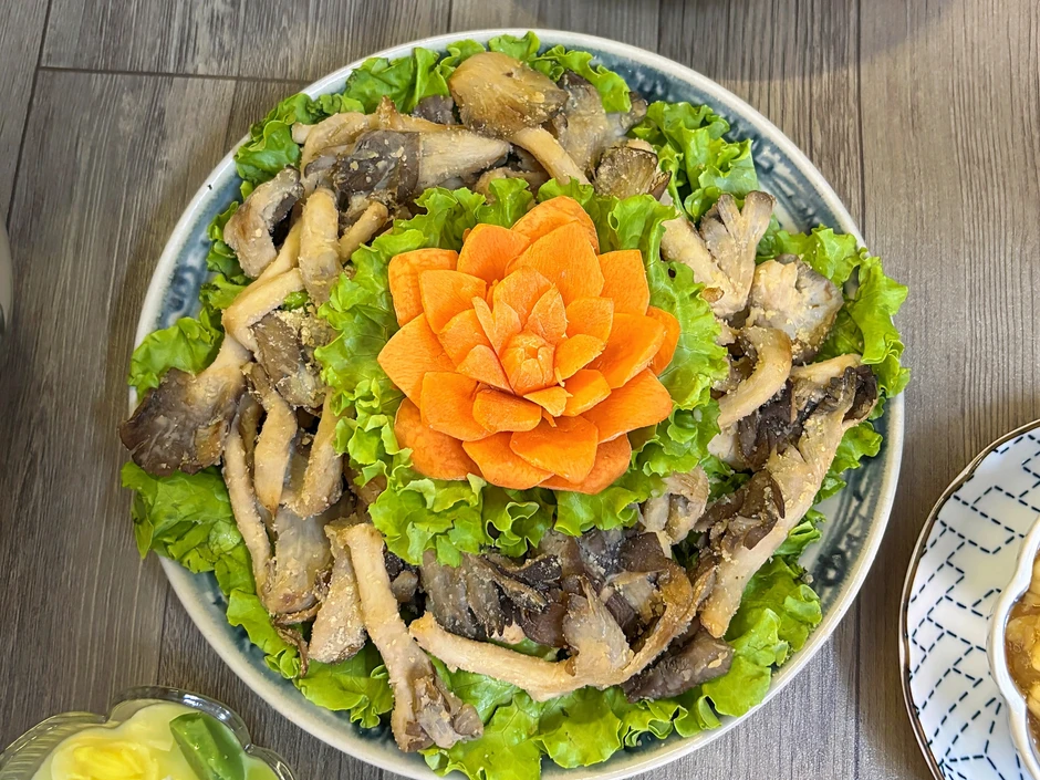 Mâm cỗ chay cúng rằm tháng 7 đủ món ngon của mẹ đảm ở Hà Nội Mâm cỗ chay cúng rằm tháng 7 đủ món ngon của mẹ đảm ở Hà Nội
