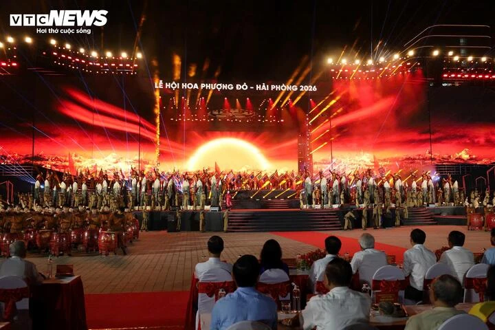 Mãn nhãn đêm khai mạc lễ hội Hoa Phượng Đỏ - Hải Phòng 2026 Mãn nhãn đêm khai mạc lễ hội Hoa Phượng Đỏ - Hải Phòng 2026