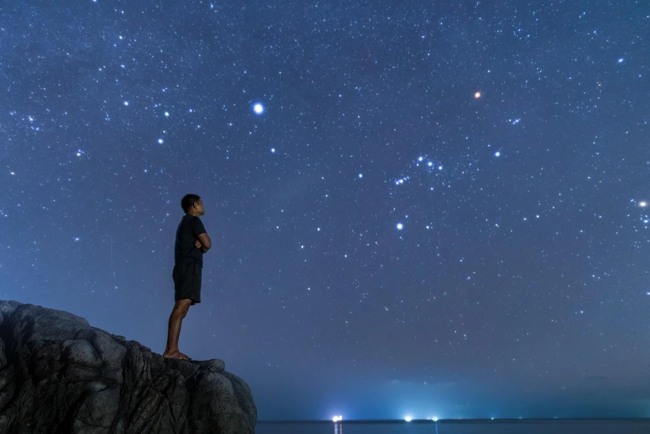 Mặt trời vừa lặn, người Việt thấy thiên thể sáng rực: UFO hay hiện tượng gì? Mặt trời vừa lặn, người Việt thấy thiên thể sáng rực: UFO hay hiện tượng gì?