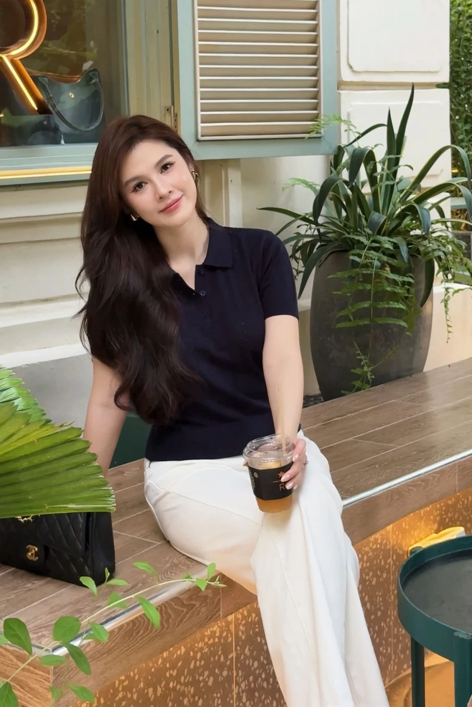 MC SN 1990 lấy chồng Phó chủ tịch: Giờ ở căn hộ hạng sang, rộng 120m² có view triệu đô ngắm toàn thành phố