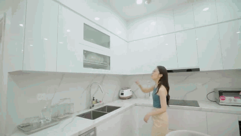 MC SN 1999 trẻ nhất trong lịch sử dẫn Đường Lên Đỉnh Olympia: Tự mua Mercedes, sở hữu căn hộ rộng 100m² ở Hà Nội