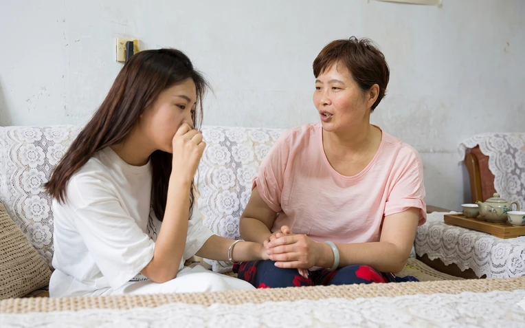 Mẹ chồng đến ở chung "tạm thời" đã được 2 năm, tôi không dám nói gì vì một câu bà từng nói với tôi ngày cưới Mẹ chồng đến ở chung "tạm thời" đã được 2 năm, tôi không dám nói gì vì một câu bà từng nói với tôi ngày cưới
