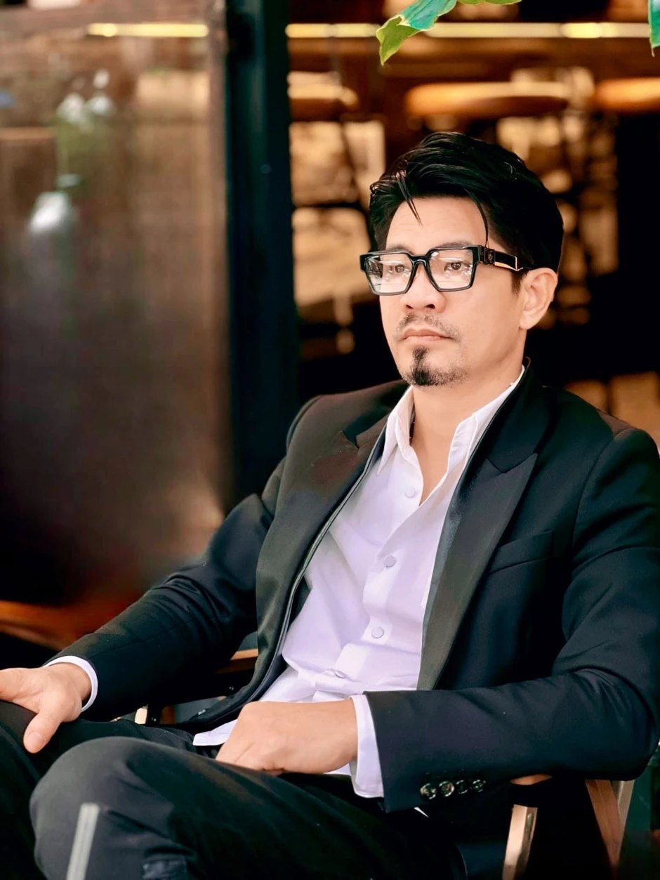 Mẹ Doãn Hải My ngày càng trẻ đẹp nhưng lẻ bóng, ông bố nổi tiếng có động thái lạ