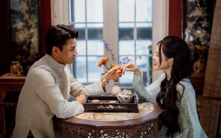 Mẹ đơn thân ở Ninh Bình từng có con gái riêng, lấy chàng trai tân nổi tiếng kém 3 tuổi, được đối xử không tin nổi Mẹ đơn thân ở Ninh Bình từng có con gái riêng, lấy chàng trai tân nổi tiếng kém 3 tuổi, được đối xử không tin nổi